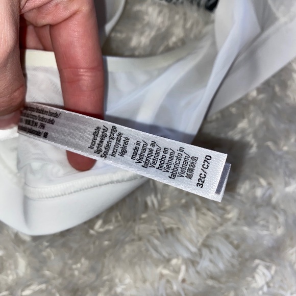 ✨LAST ONE✨ Victoria Secret White Mesh Sports Bra - Picture 9 of 9